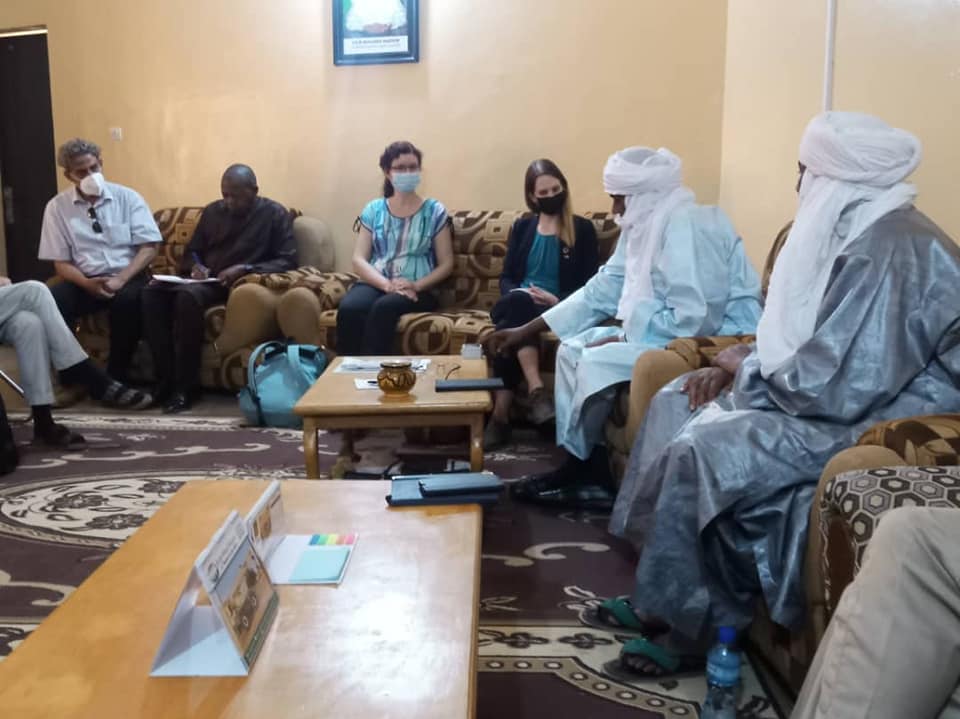 Rencontre à l'instant entre l'exécutif du Conseil régional d'Agadez et une forte mission de la coopération allemande au Niger.